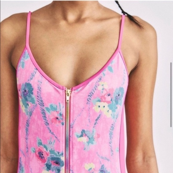 LOVESHACKFANCY X Beach Riot One Piece Cheryl Swimsuit Hint of Hibiscus L - Picture 3 of 12